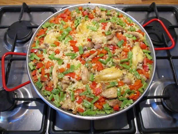 Paella Valencia Style